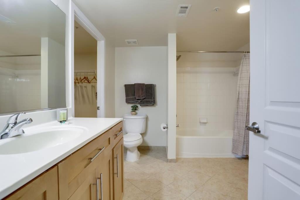 Fantastic 2 Bedroom Condo At Pentagon City Арлингтон Экстерьер фото