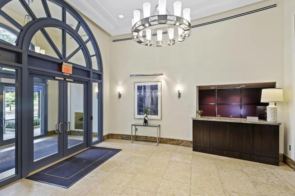 Fantastic 2 Bedroom Condo At Pentagon City Арлингтон Экстерьер фото
